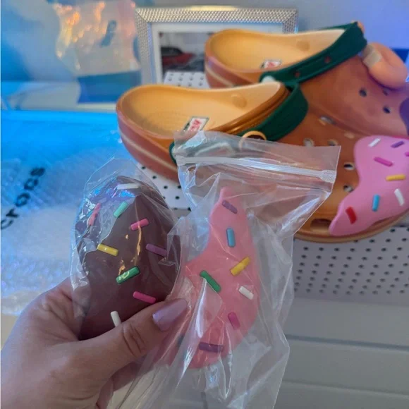 CROCS and Krispy Kreme Collab - Picture 7 of 9